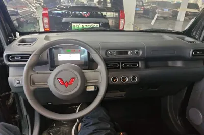 Wuling Zhiguang New Energy 2025, 100 км, за 8069 USD - фото 17