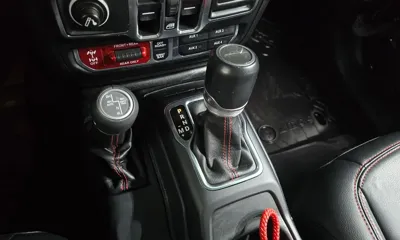 Jeep Gladiator 2021, 58074 км, за 27898.12 USD - фото 9