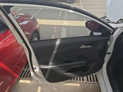 Chevrolet Monza 2021, 67900 км, за 5300.44 USD - фото 7