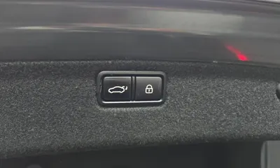 Genesis G80 2017, 145280 км, за 14141.02 USD - фото 20
