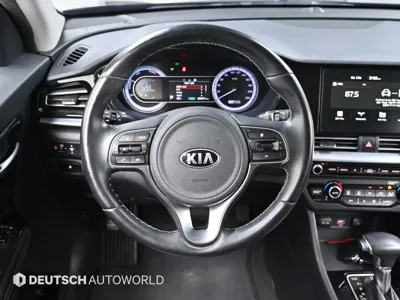 Kia Niro 2020, 84115 км, за 10634.11 USD - фото 13
