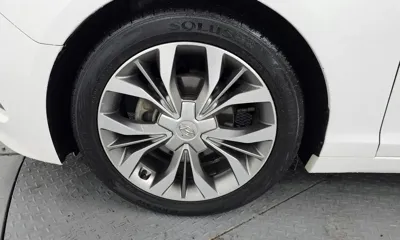 Hyundai Sonata 2016, 173962 км, за 4294.68 USD
