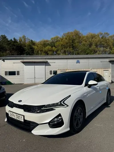 Kia K5 2021, 85997 км, за 10083.28 USD
