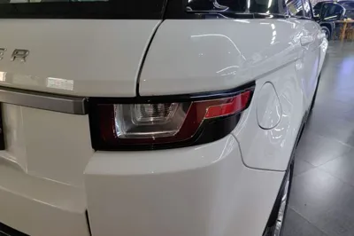 Land Rover Range Rover Evoque 2018, 82800 км, за 12840 USD - фото 9