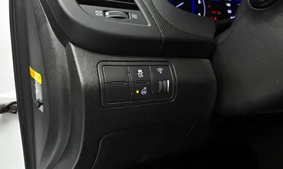 Hyundai Accent 2016, 114289 км, за 3957.71 USD - фото 18