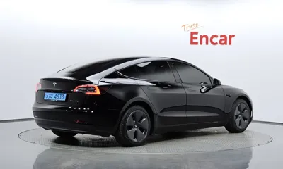 Tesla Model 3 2022, 79261 км, за 22095.81 USD