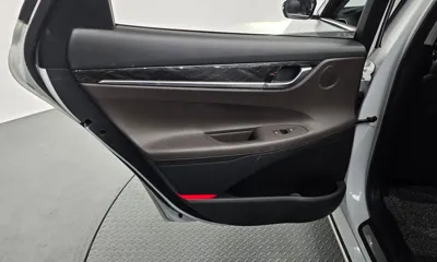 Hyundai Grandeur 2018, 98665 км, за 11200.1 USD - фото 25