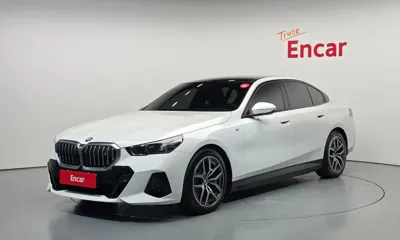 BMW i5 · 2024 год