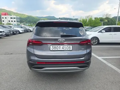 Hyundai Santafe 2021, 60000 км, за 15747.67 USD