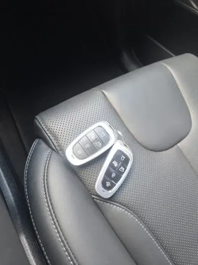 Hyundai Santafe 2021, 60000 км, за 15621.53 USD - фото 20
