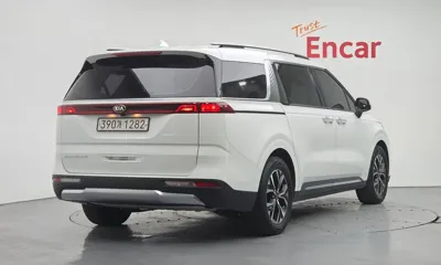 Kia Canival 2021, 81638 км, за 14911.76 USD