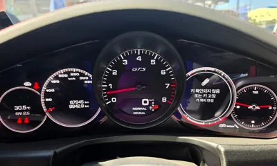 Porsche Panamera 2021, 67945 км, за 82053.3 USD - фото 8