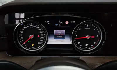 Mercedes-Benz E-Class 2019, 71499 км, за 17839.44 USD - фото 8