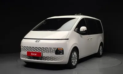 Hyundai Staria · 2022 год