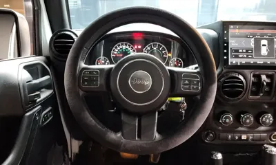 Jeep Wrangler 2017, 87260 км, за 16451.93 USD - фото 13