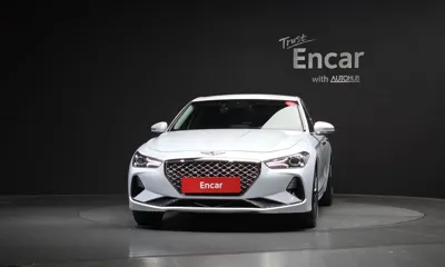 Genesis G70 2018, 40696 км, за 13719.31 USD