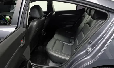 Hyundai Avante 2019, 87154 км, за 8775.92 USD - фото 12