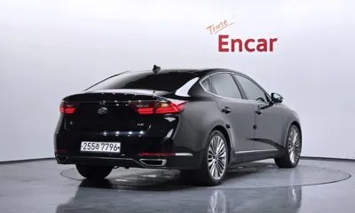 Kia K7 2017, 136923 км, за 7020.73 USD