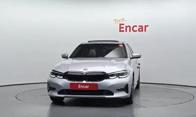 BMW 3-Series 2020, 82840 км, за 15628.05 USD