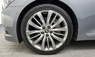 Hyundai Genesis 2014, 153360 км, за 7553.86 USD