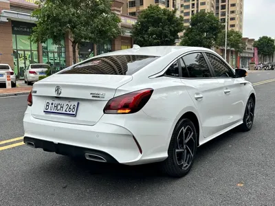 MG MG5 2021, 26000 км, за 5856.27 USD