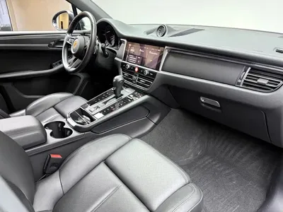 Porsche Macan 2023, 8100 км, за 49579.87 USD - фото 6