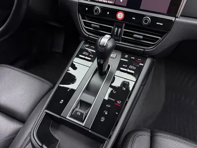 Porsche Macan 2023, 8100 км, за 49579.87 USD - фото 9