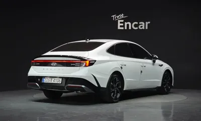 Hyundai Sonata 2024, 23995 км, за 17239.15 USD