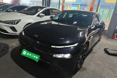 Xpeng P7 · 2022 год