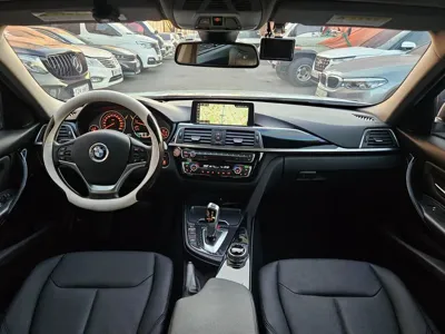 BMW 3-Series 2018, 92685 км, за 11549.39 USD - фото 8