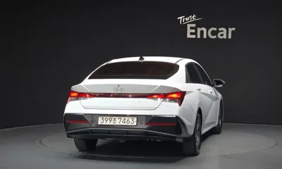 Hyundai Avante 2024, 74195 км, за 12490.25 USD