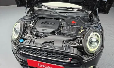 MINI Cooper Convertible 2019, 89154 км, за 11618.75 USD - фото 6