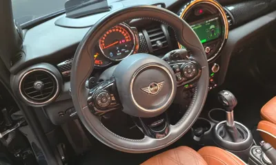 MINI Cooper Convertible 2019, 89154 км, за 11618.75 USD - фото 13