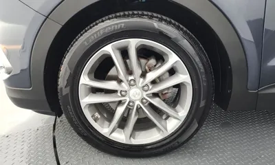 Hyundai Santafe 2016, 141957 км, за 6498.62 USD