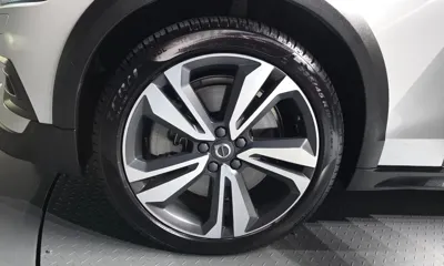 Volvo V60 2021, 75163 км, за 20021.01 USD