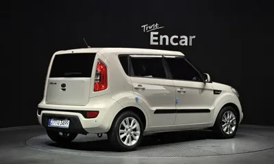 Kia Soul 2012, 131344 км, за 2923.02 USD