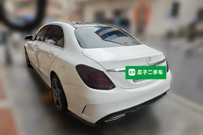 Mercedes-Benz C-Class 2018, 125100 км, за 17148 USD