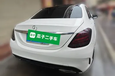 Mercedes-Benz C-Class 2018, 125100 км, за 17148 USD