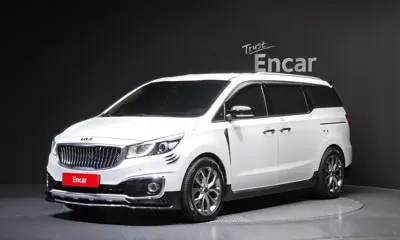 Kia Canival · 2017 год