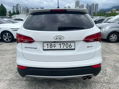 Hyundai Santafe 2014, 144818 км, за 5339.58 USD
