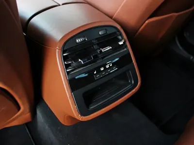Maserati Quattroporte 2018, 127017 км, за 17086.08 USD - фото 16