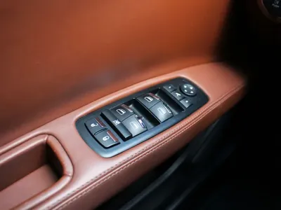 Maserati Quattroporte 2018, 127017 км, за 17086.08 USD - фото 18