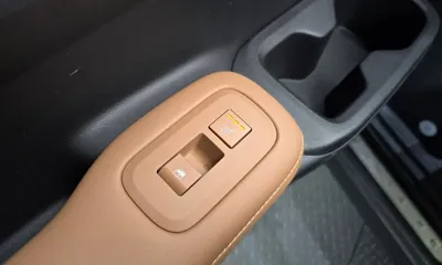 Hyundai Santafe 2024, 32272 км, за 23565.71 USD - фото 29