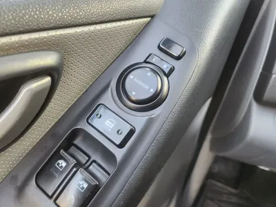 Hyundai Starex 2012, 264095 км, за 2874.13 USD