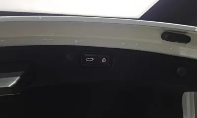 Kia K7 2018, 210467 км, за 8071.67 USD - фото 20