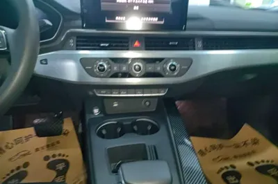 Audi A4L 2022, 33300 км, за 23448 USD - фото 15