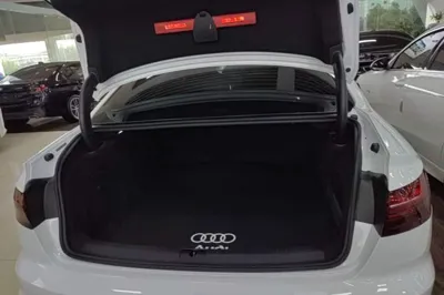 Audi A4L 2022, 33300 км, за 23448 USD - фото 22