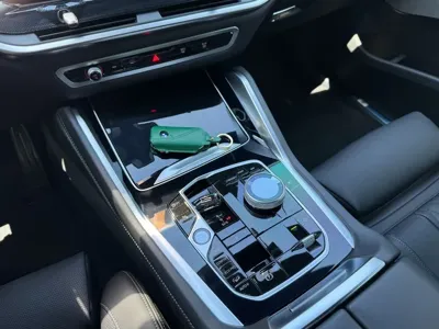 BMW X6 2026, 2050 км, за 95181.83 USD - фото 9