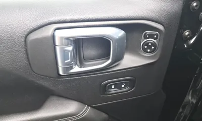 Jeep Wrangler 2021, 63294 км, за 24004.7 USD - фото 17