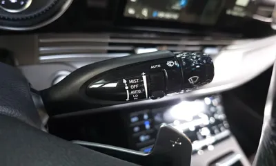 Hyundai Grandeur 2020, 75657 км, за 13815.45 USD - фото 31